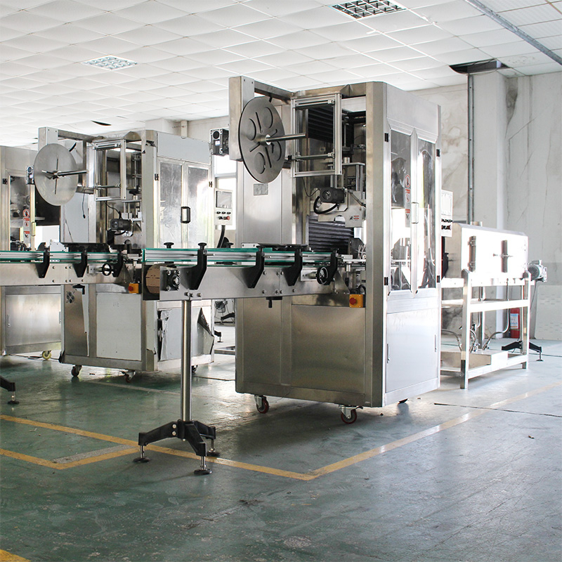 Automatic PVC&PET Sleeve Labeling Machine